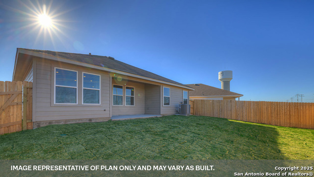 Listing photo id 21 for 1129 Argonne Forest