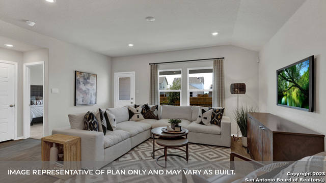 Image 20 of 38 For 441 Payton Drive