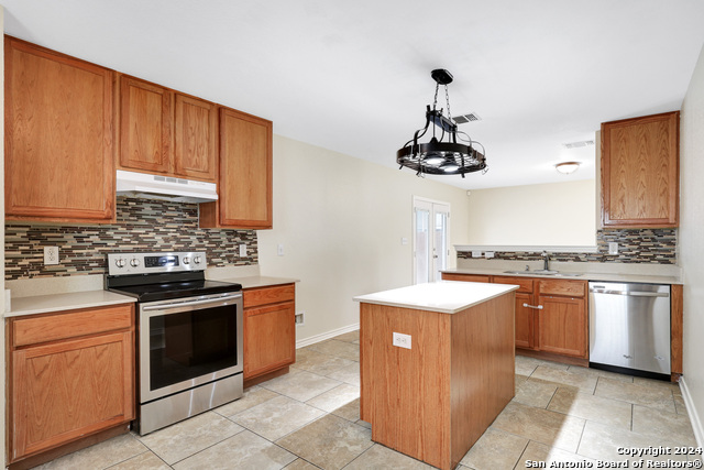 Image 11 of 27 For 9656 Shorebird Ln