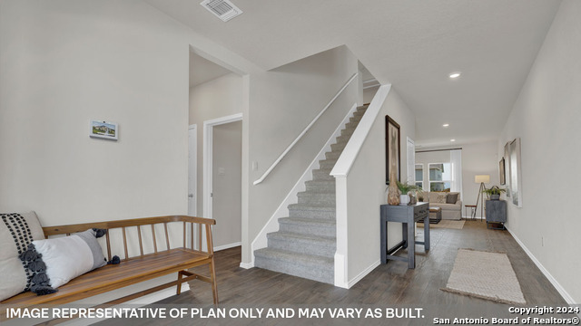 Image 4 of 47 For 429 Payton Drive