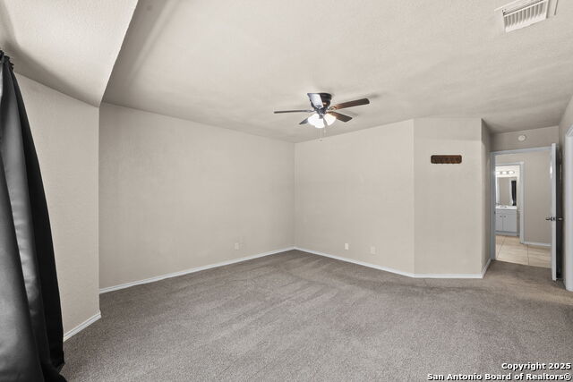 Image 18 of 34 For 6130 Valley Hill