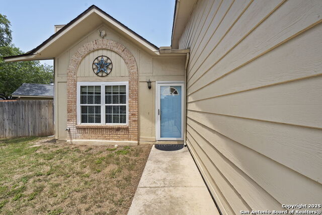 Image 3 of 34 For 6130 Valley Hill
