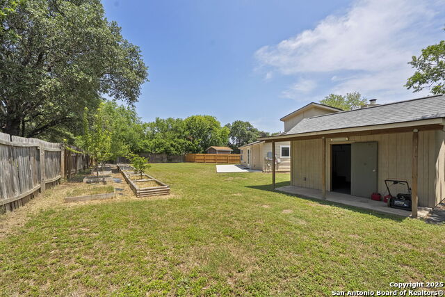 Image 30 of 34 For 6130 Valley Hill