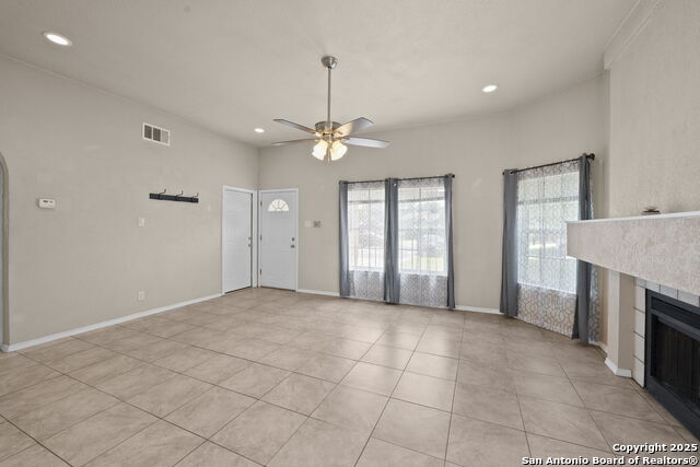 Image 6 of 34 For 6130 Valley Hill