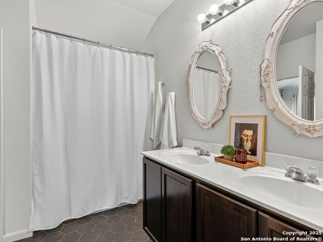 Image 18 of 30 For 2416 Kolton St.