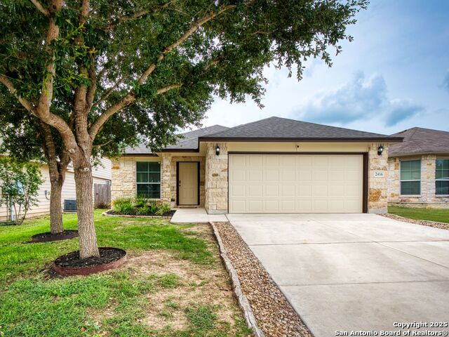 Image 2 of 30 For 2416 Kolton St.