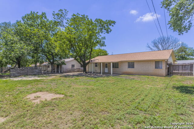 Image 24 of 26 For 6618 Forest Bend N