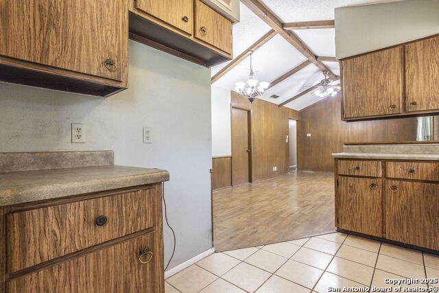 Image 6 of 26 For 6618 Forest Bend N