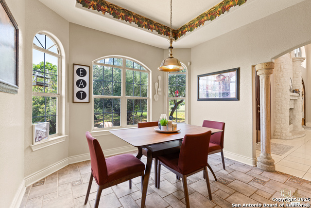 Image 16 of 49 For 13307 Ridge Valley