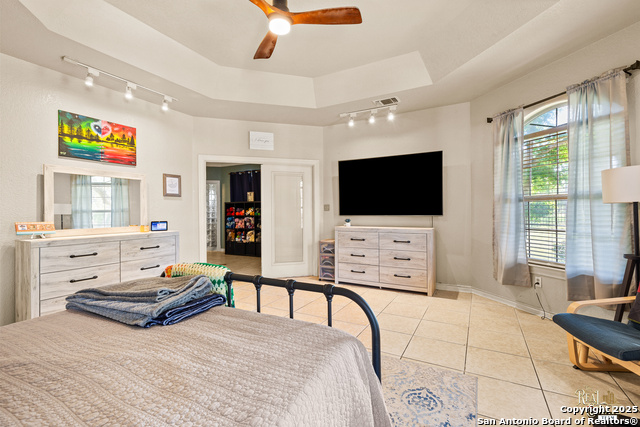 Image 33 of 49 For 13307 Ridge Valley