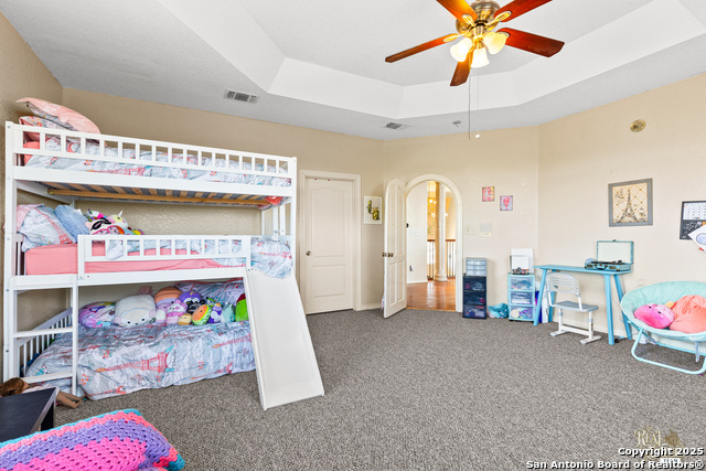 Image 40 of 49 For 13307 Ridge Valley