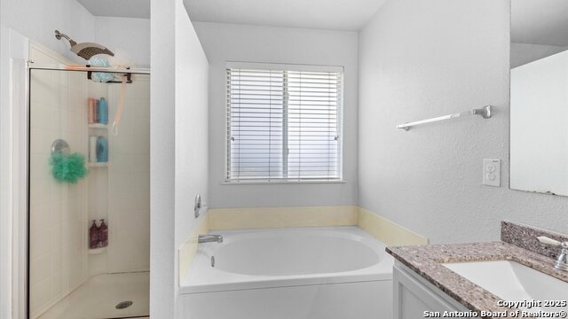 Image 15 of 22 For 16507 Amberly Court
