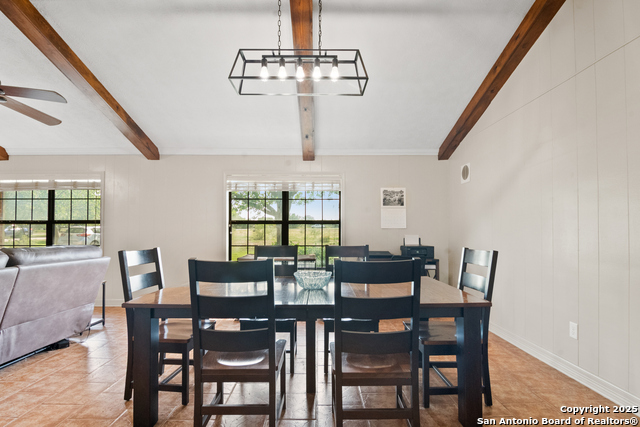 Listing photo id 9 for 1373 County Road 373