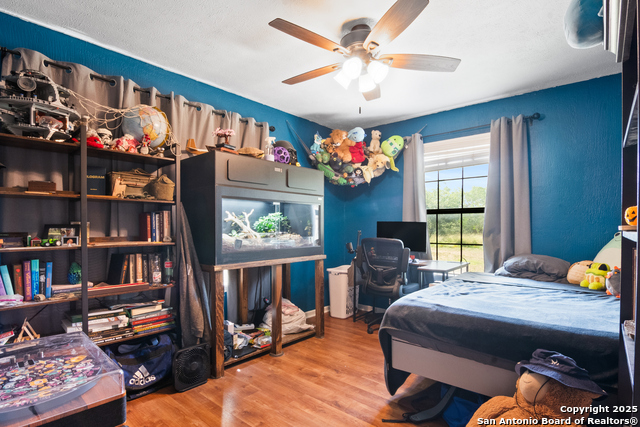 Listing photo id 24 for 1373 County Road 373