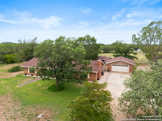 Listing photo id 34 for 1373 County Road 373