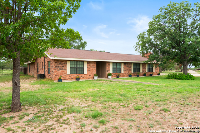 Listing photo id 36 for 1373 County Road 373