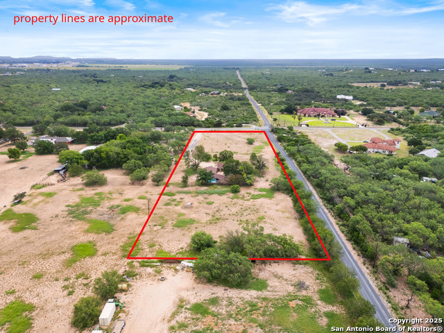 Listing photo id 2 for 1373 County Road 373