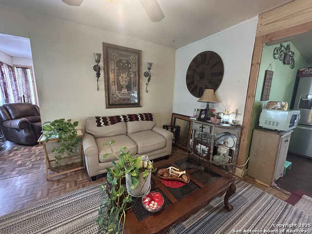 Image 11 of 26 For 1440 County Road 429