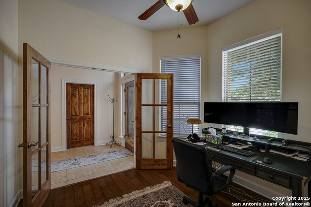Listing photo id 10 for 91 Hannah Lane