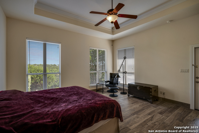 Listing photo id 12 for 91 Hannah Lane