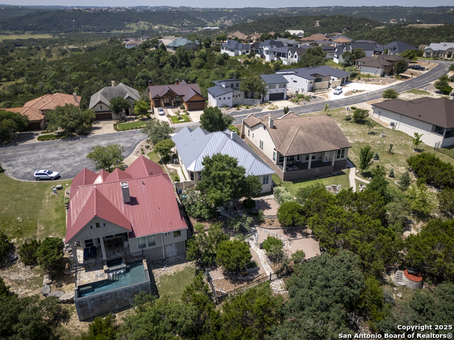 Listing photo id 25 for 91 Hannah Lane
