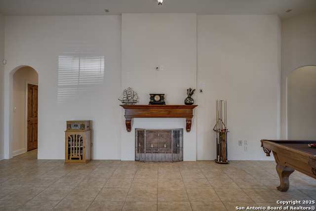 Listing photo id 3 for 91 Hannah Lane