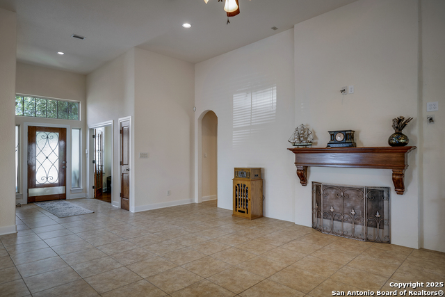 Listing photo id 4 for 91 Hannah Lane