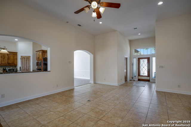 Listing photo id 5 for 91 Hannah Lane