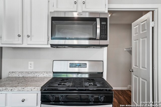Image 12 of 26 For 118 N Meadow St