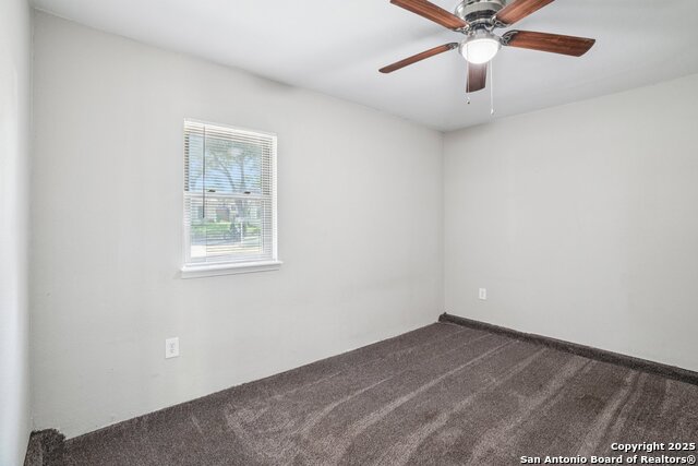 Image 15 of 26 For 118 N Meadow St