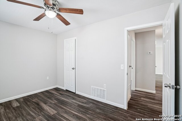 Image 22 of 26 For 118 N Meadow St