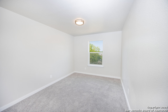 Image 8 of 19 For 10707 Shaenview