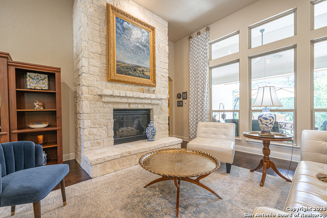 Image 15 of 63 For 9146 Gothic Dr