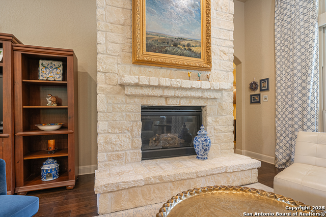 Image 18 of 63 For 9146 Gothic Dr