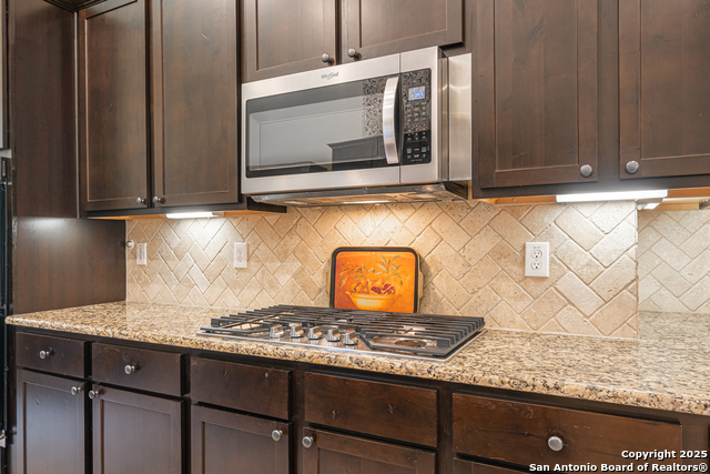 Image 20 of 63 For 9146 Gothic Dr