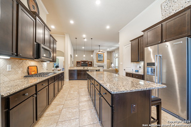 Image 23 of 63 For 9146 Gothic Dr