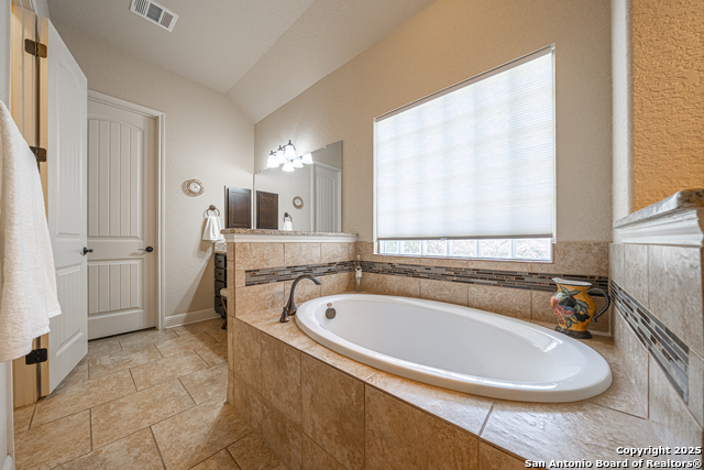 Image 30 of 63 For 9146 Gothic Dr