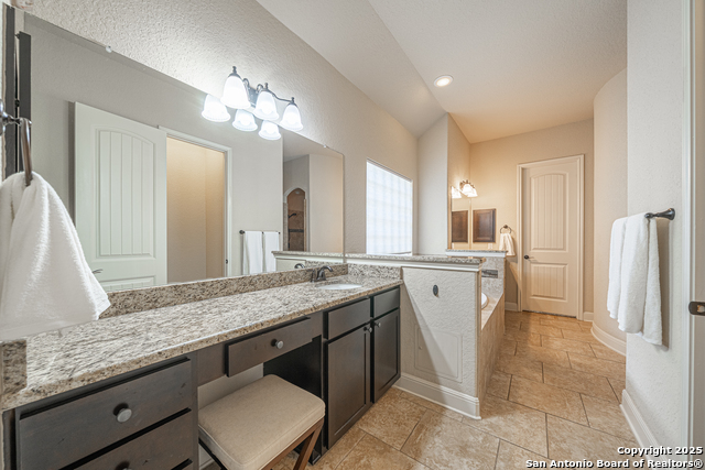 Image 31 of 63 For 9146 Gothic Dr