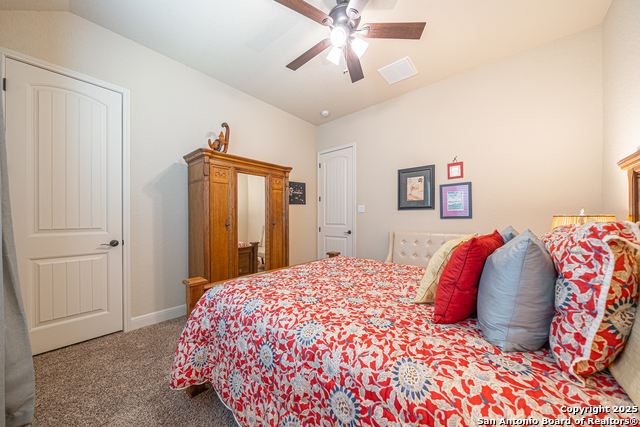 Image 38 of 63 For 9146 Gothic Dr