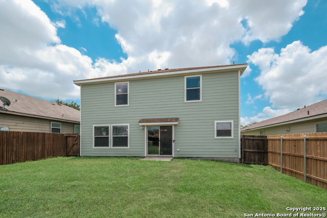 Image 18 of 21 For 5811 Southern Knoll