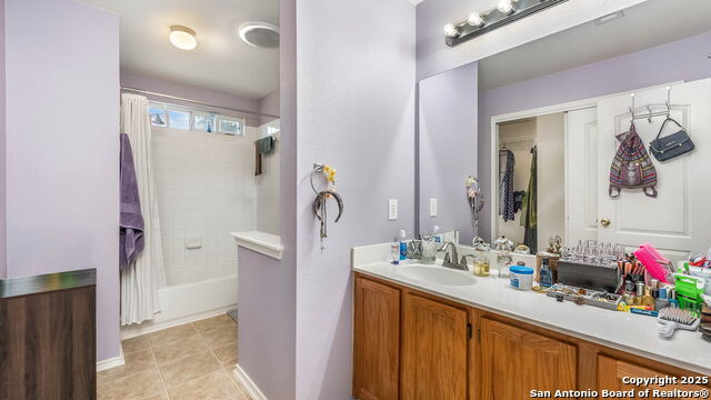 Image 14 of 26 For 5327 Missouri Bend