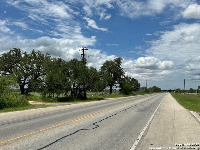 Image 2 of 15 For 7527 Highway 16 N