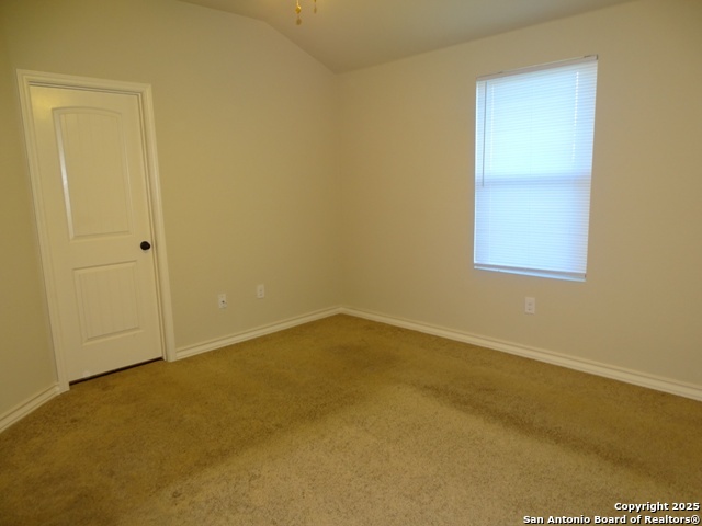 Image 17 of 27 For 7006 Lakeview Dr.  102