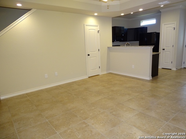 Image 5 of 27 For 7006 Lakeview Dr.  102