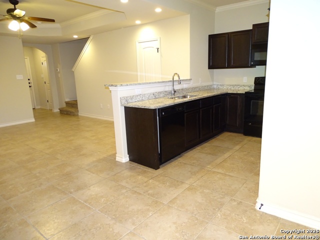 Image 7 of 27 For 7006 Lakeview Dr.  102
