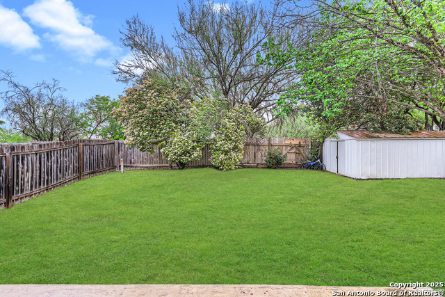 Image 13 of 13 For 8114 Chestnut Manor