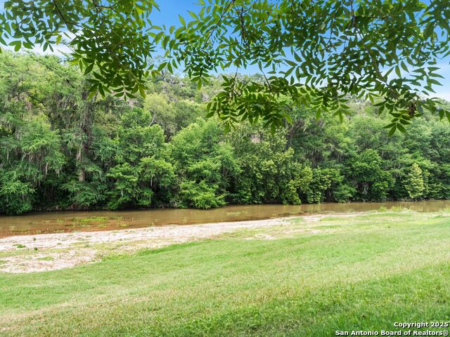 Image 36 of 51 For 1131 Meadow Stream Road