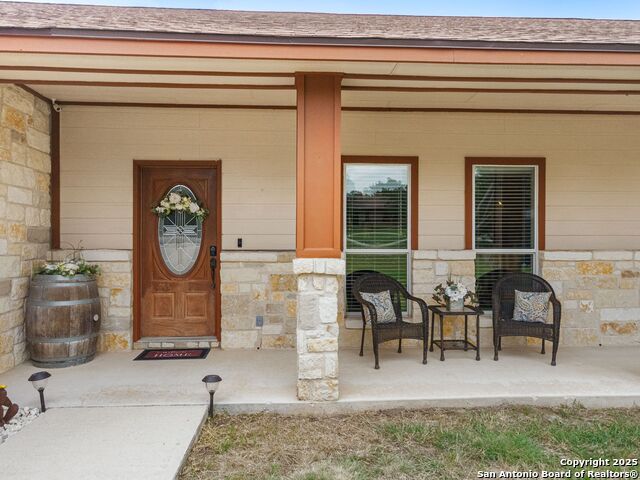 Image 4 of 51 For 1131 Meadow Stream Road