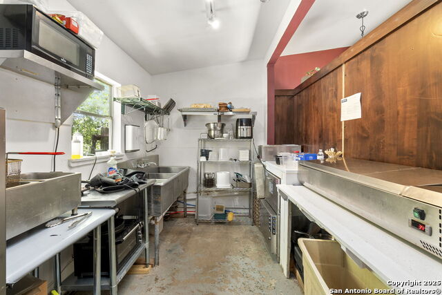 Image 36 of 45 For 1725 S Us Hwy 281