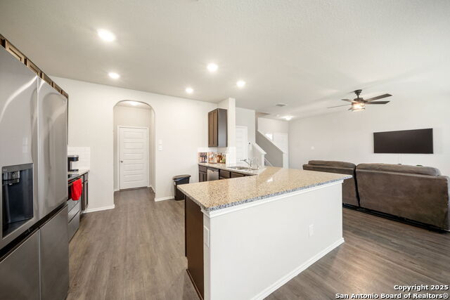 Image 10 of 30 For 2423 Applewhite Meadow